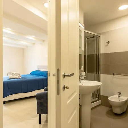 Palazzo Maddaloni Sweet By Napoliapartments * Naples