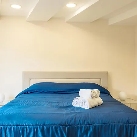 Palazzo Maddaloni Sweet By Napoliapartments *