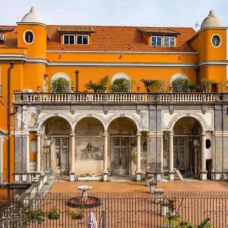 Palazzo Maddaloni Sweet By Napoliapartments *