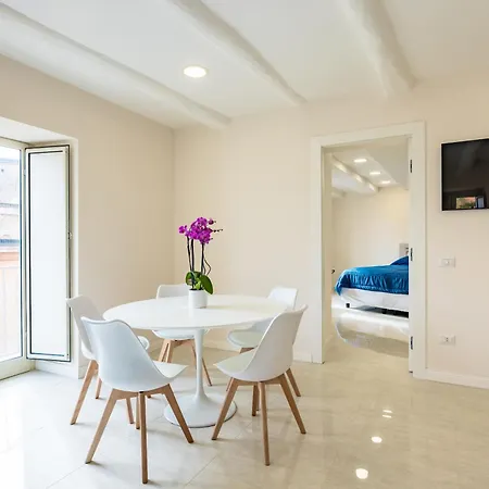 Palazzo Maddaloni Sweet By Napoliapartments Apartment Naples